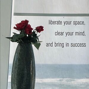 The Ultimate Guide to Clearing Your Clutter Book; spring cleaning and declutter